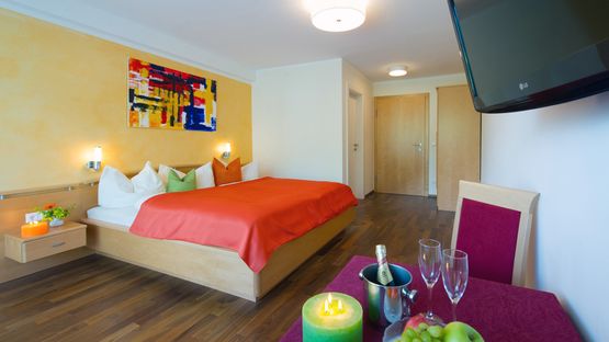 Zimmer mit Doppelbett